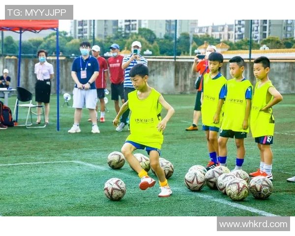 重庆足球队技术揭秘：从战术布局到球员素养的深度分析